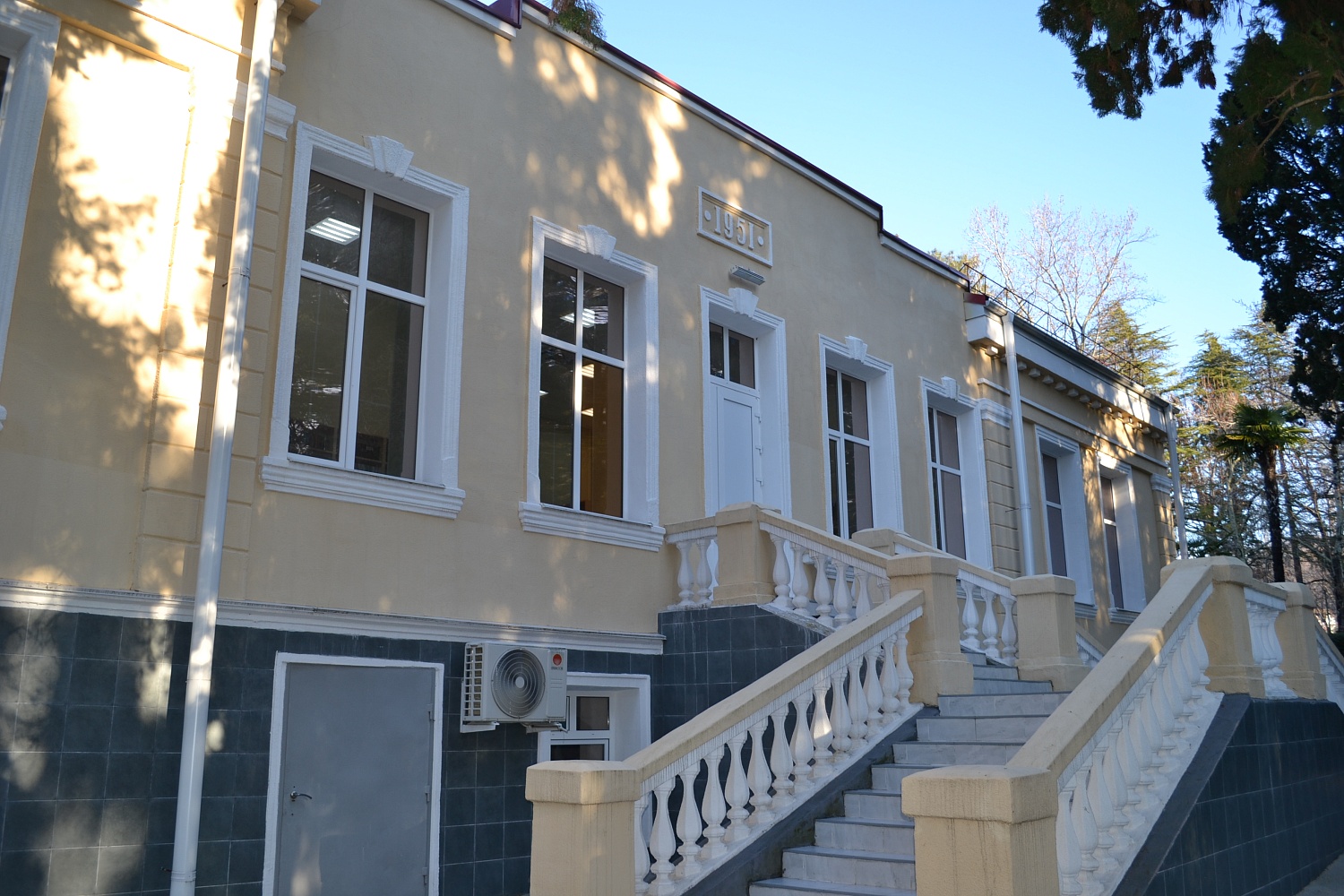 В филиале "Санаторий "Лазурный берег" открылся клуб после реконструкции